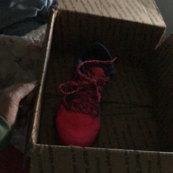 NEW. ! NewBalance Trail runner size 7 - Picture 3 of 7